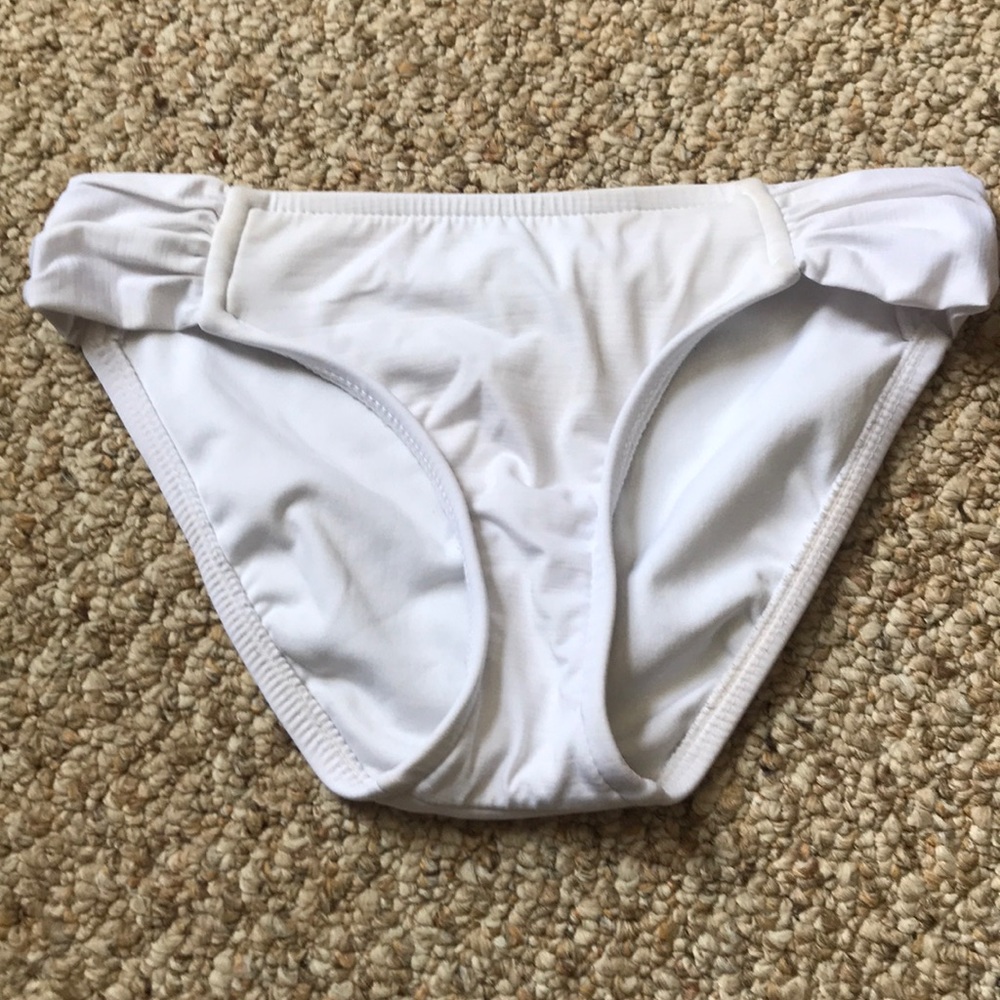 Bikini bottoms